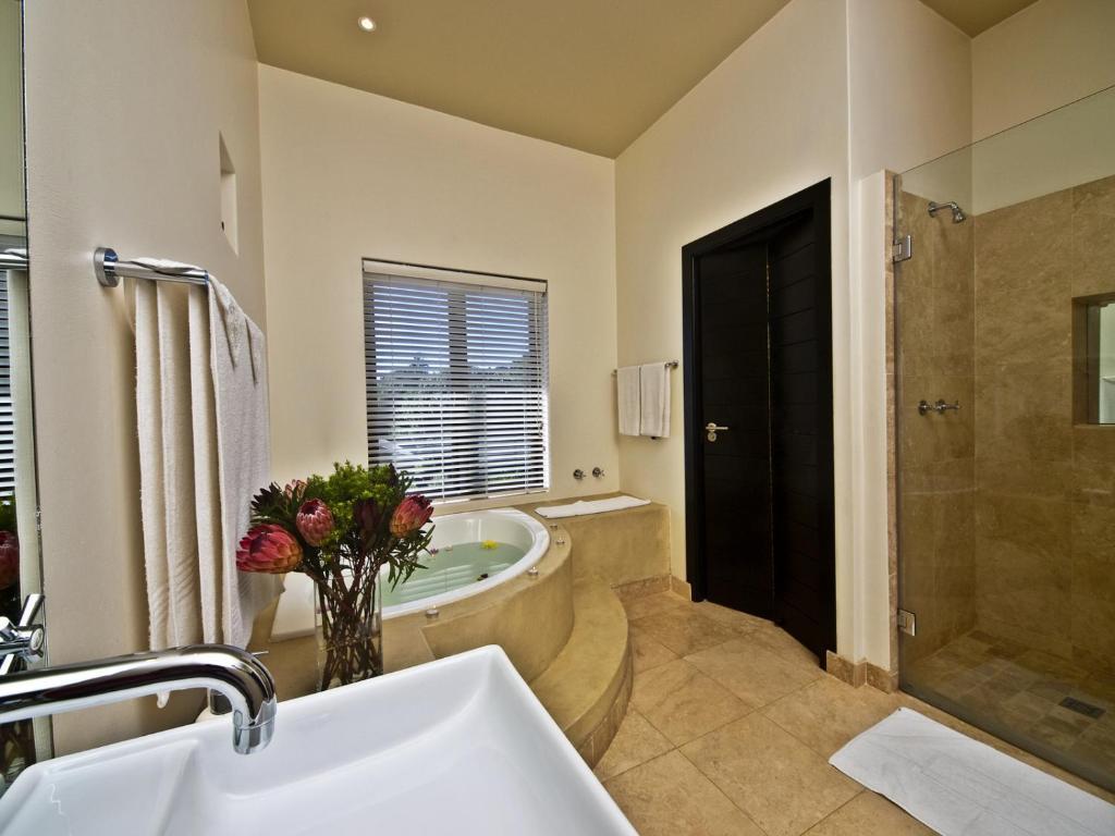 Lodge On The Lake And Wellness Spa Wildernis Rom bilde