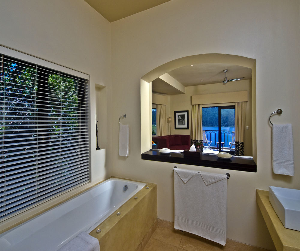 Lodge On The Lake And Wellness Spa Wildernis Eksteriør bilde